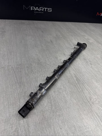 780542302 BMW 6 SERIES F10 F13 FUEL DISTRIBUTOR