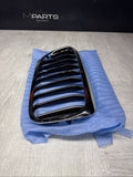 BMW 5 G30 Bumper Kidney Grill Grille Right Passenger 7390864 51137390864 NEW
