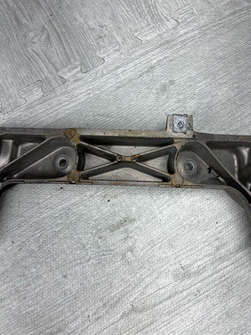 15-20 BMW F80 F82 F83 M3 M4 TRANSMISSION GEARBOX SUPPORT MOUNT BRACKET OEM
