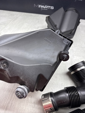 21-25 BMW G80 G82 G83 M3 M4 S58 Air Intake Housing Box Set 8097028