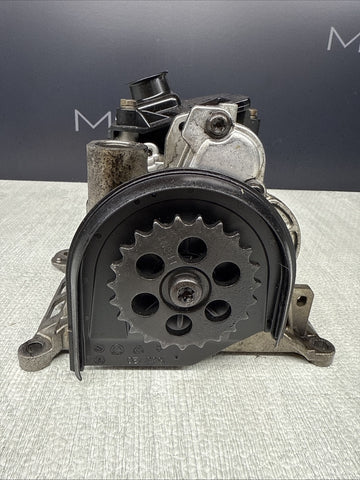 Oil Pump Oil Vacuum Pump Genuine BMW 7823008 F10 F11 25d 30d 35d 40d N57