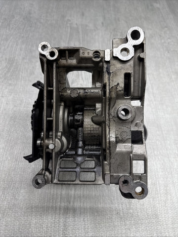 Oil Pump Oil Vacuum Pump Genuine BMW 7823008 F10 F11 25d 30d 35d 40d N57