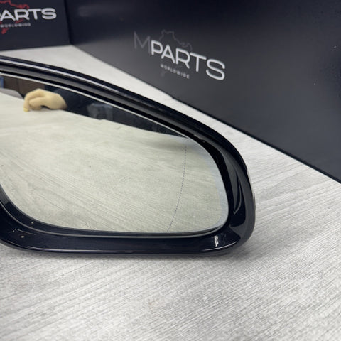 15-20 BMW F80 M3 SEDAN RIGHT PASSENGER MIRROR / NO CAMERA / NO LANE ASSIST