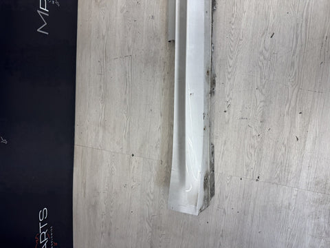 15-20 BMW F82 F83 M4 Rocker Panel Side Skirt Right Passenger Mineral White