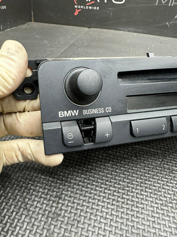 04-06 BMW E46 323i 325i 330ci M3 Audio Business CD Radio AUX *Missing Button*