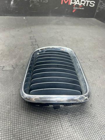 97-99 BMW E36 325 328 M3 Chrome OEM Kidney Grille Right Passenger Side 8195094