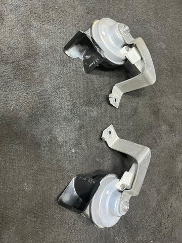 21-23 BMW G80 G82 G83 M3 M4 Factory Horns USED OEM