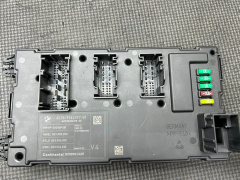 12-18 BMW F82 F30 F32 REM Rear Body Control Unit Electronic Module BCM Box V4