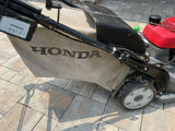 (PICKUP ONLY) Honda HRX217 21" 4-in-1 Versamow Self-Propelled Lawn Mower