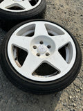 18” Fifteen 52 Tarmac Rally White Wheels Rims 5X120 BMW M3 18x9.5 ET20 Square