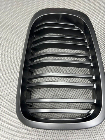 01-06 BMW E46 M3 Front Kidney Grilles Matte Black Double Slotted