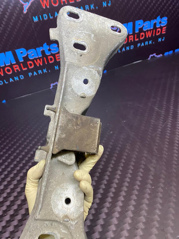 Transmission Bracket With bushings Arm Support  00-03 BMW E39 M5