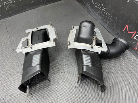 BMW E46 M3 OEM (2001-2006) BRAKE AIR INLET DUCTS + BRACKETS PAIR NO BROKEN TABS