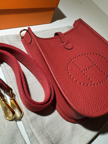 Hermes Clemence Bull Evelyne 16 Amazone Red Calf Leather Crossbody Handbag