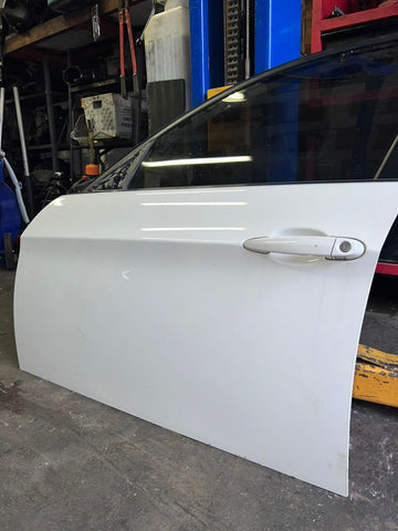 (PICK UP ONLY) BMW 08-11 E90 M3 FRONT LEFT DRIVER DOOR ALPINE WHITE