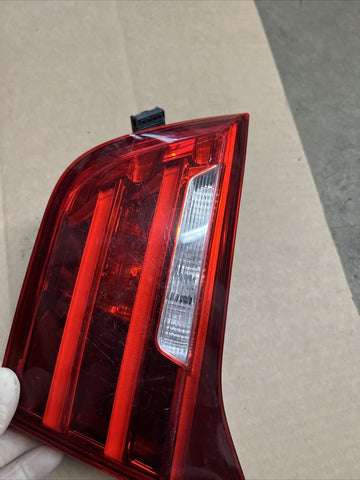 15-19 BMW F82 F83 M4 REAR RIGHT PASSENGER SIDE TRUNK LID TAIL LIGHT OEM