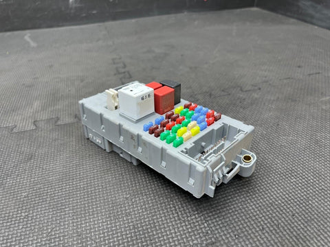 Ferrari 458 488 612 California FF Dashboard ECU Module Relay Fuse Box 245788