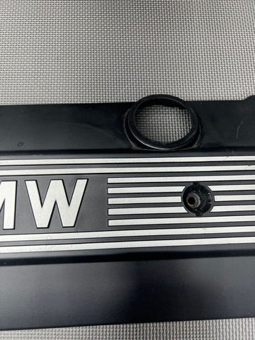 99-03 BMW 323i 325 2.5 Engine Top Cover Part No.710781 OEM 34327 Oem 23865201