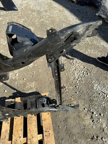 14-19 BMW F15 F85 F86 X5M X6M Front Axle Support Suspension Subframe K-Frame AWD