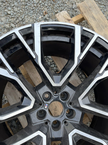 22” BMW X5 2020 OEM Factory Original ALLOY Wheel Rim 8090717 *Inner bend*