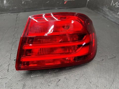 14-17 OEM BMW F32 F33 F36 F82 F83 M4 Rear Right Passenger Side Outer Tail Light