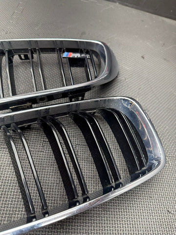 Pair of OEM Factory 2015-2020 BMW F82 F83 M4 Kidney Grilles