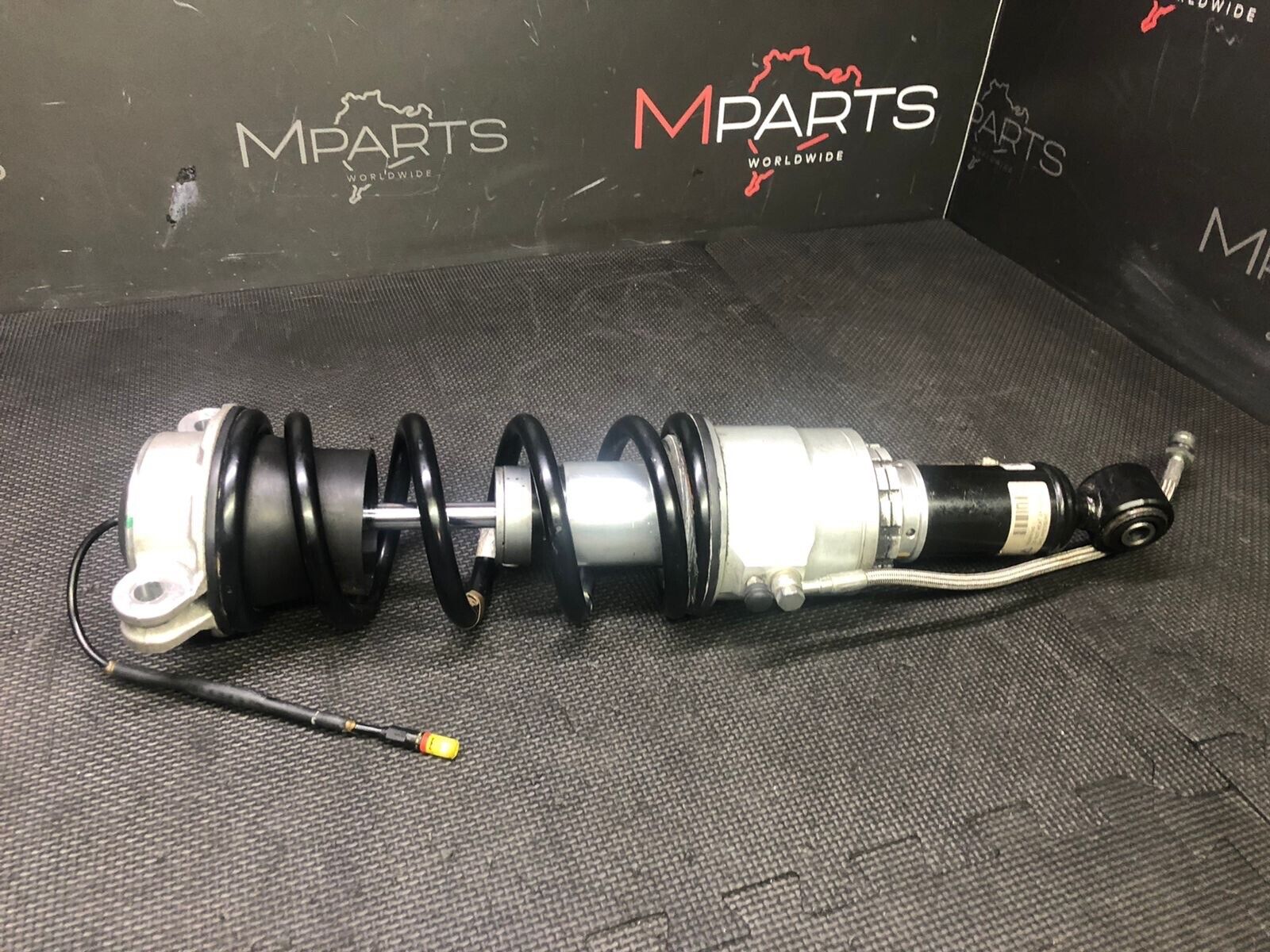 FERRARI 488 GTB SPIDER F8 TRIBUTO REAR SHOCK ABSORBER OEM 325388 