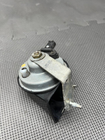 BMW 3 Cabrio E46 M3 Low Pitch Horn 7893139 61337893139 ORIGINAL