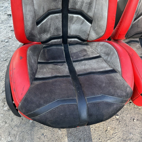 2020 FERRARI F8 Tributo Front Seats Panels Red Black 2k Miles￼