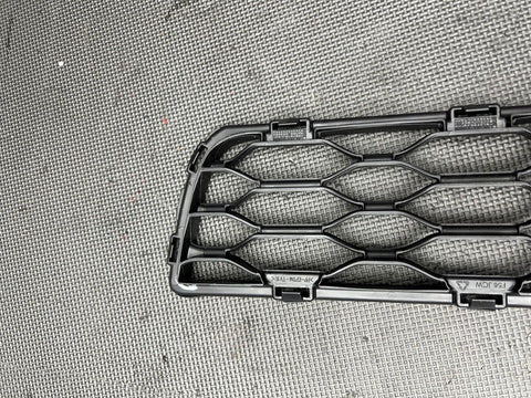 Genuine MINI F55 F56 F57 JCW Front Bumper Lower Center Grille 7360738