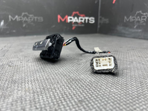 15-19 Ferrari 488 GTB Spider Window Control Switches 86152700