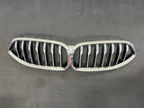 aa205340 BMW G16 840i 8 Series 2020 2021 2022 Front Bumper Chrome Grille OEM