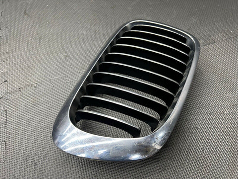 01-06 BMW E46 M3 Front Passenger Right Chrome Frame Kidney Grille Genuine