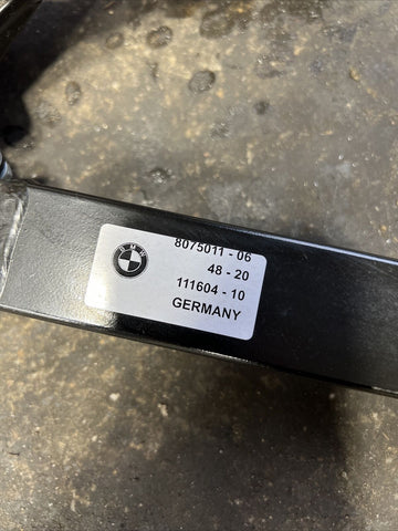 21-23 BMW G80 G82 G83 M3 M4 OEM FRONT STRUT TOWER BRACE BAR BLACK METAL 8075011