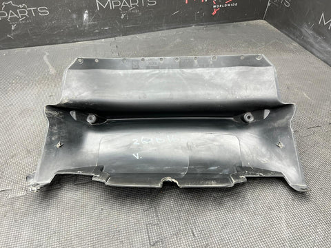 FERRARI 488 GTB FRONT BUMPER CENTER ZONE CLOSURE OEM 88161200 86709000 *Cracked